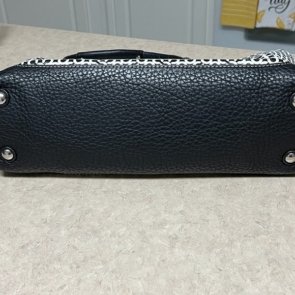 Coach Penelope Op Art Black & White Signature Shopper Purse - Picture 12 of 12